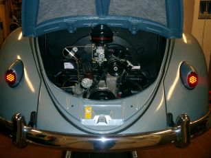 Motorraum_fertiggestellt_November_09_001.jpg